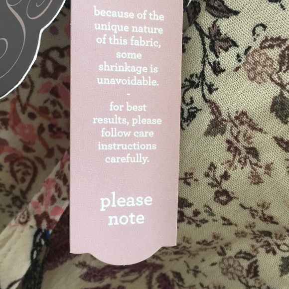 FINAL MARKDOWN LADIES’ NWT Knox Rose Floral Print LS Top (S) - Picture 7 of 11